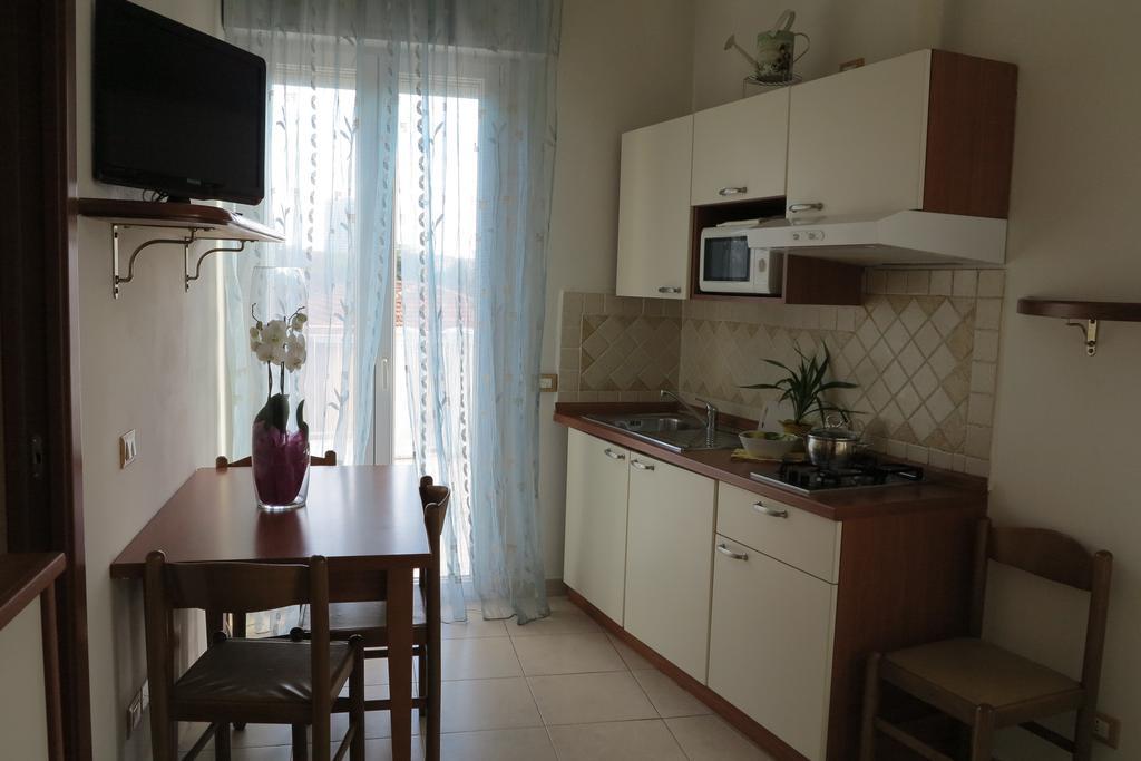 Residence La Villetta Rimini Ngoại thất bức ảnh