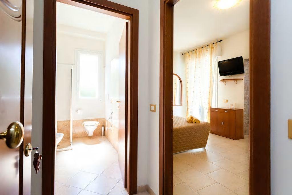Residence La Villetta Rimini Ngoại thất bức ảnh
