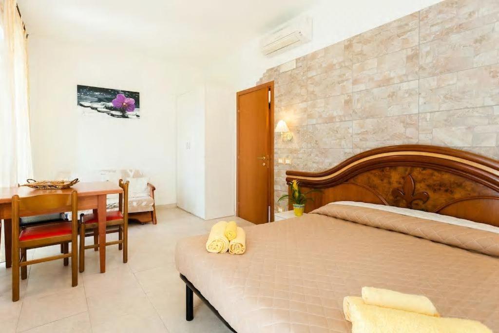Residence La Villetta Rimini Ngoại thất bức ảnh